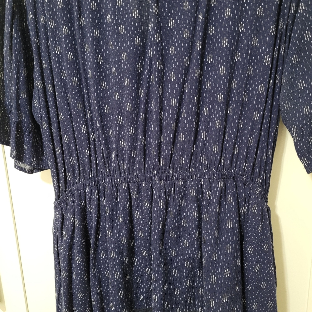 Elegant Navy Blue Dress - Picture 12 of 13